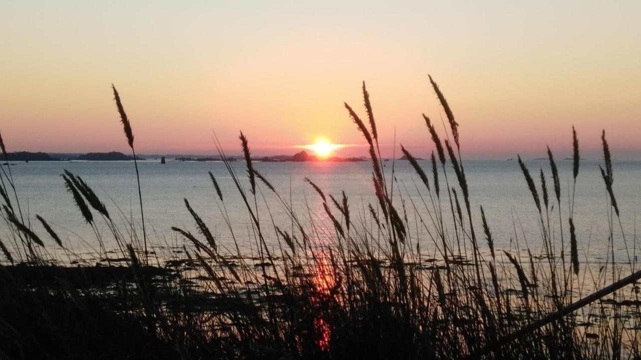 A Bord Bed & Breakfast Plougasnou Bagian luar foto
